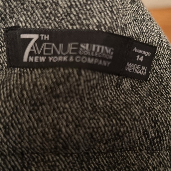 Women Dress Business Casual Work Pants Gray Tweed/ bootcut leg. Wide waistband. - Picture 8 of 8